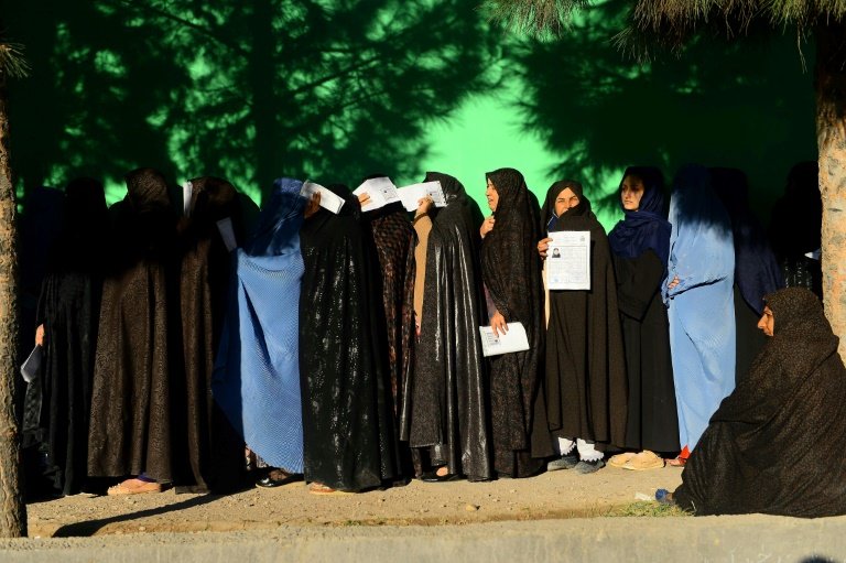 Afghanistan: les élections commencent dans le chaos