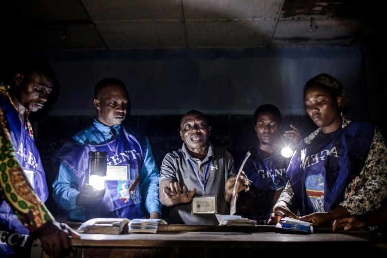 RDC: dans l&rsquo;attente des résultats, les enjeux d&rsquo;une élection historique