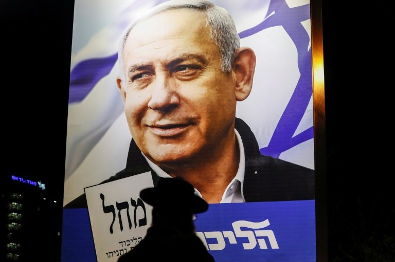 Les Israéliens votent, l&rsquo;avenir de Netanyahu dans la balance