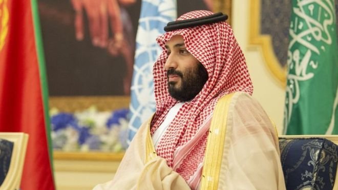 فرض سيطرته وينفق على هواه.. هكذا يتحكم ابن سلمان بثروة آل سعود الفاحشة الموزعة على 2000 شخص فقط