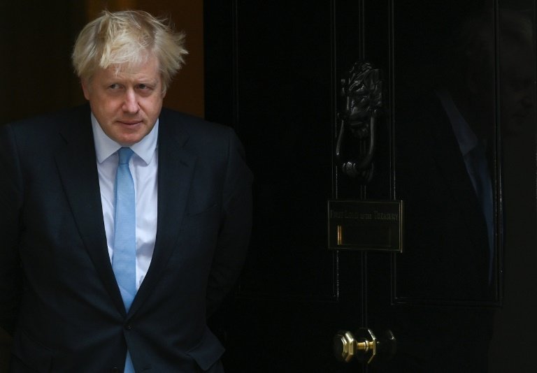 « Plutôt être mort »: Boris Johnson refuse un report du Brexit et plaide pour des élections