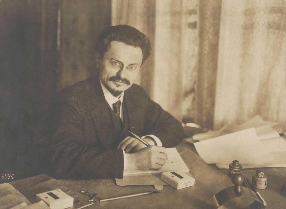 توفي حفيد ليون تروتسكي ، آخر شاهد على اغتياله هناك عام 1940 ، في المكسيك