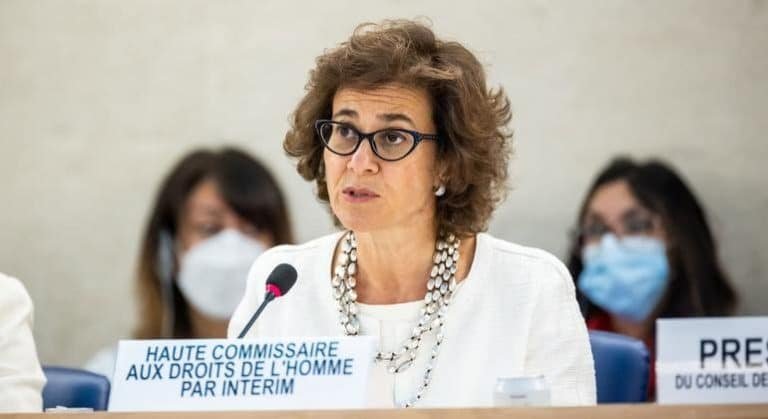 L’actualité mondiale en bref : les réductions de financement freinent le développement, le point sur les droits de l’homme en Biélorussie, Ebola et mpox en Afrique