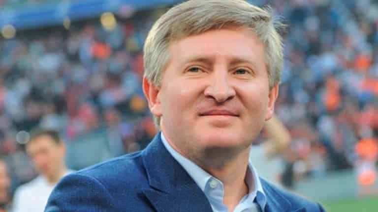 L&rsquo;homme d&rsquo;affaires ukrainien Rinat Akhmetov veut racheter l&rsquo;un des principaux producteurs d&rsquo;acier de Roumanie