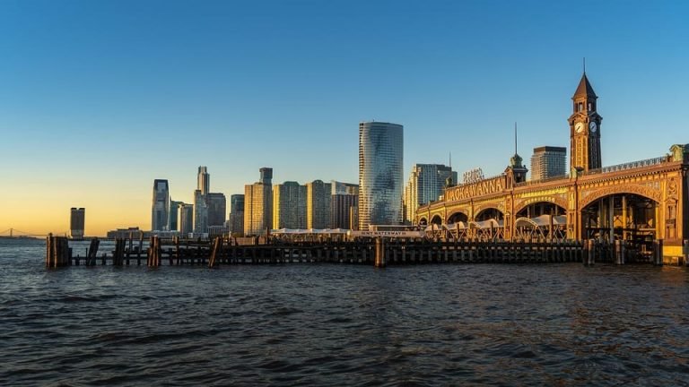 Sommet social de Doha : le chemin vers des sociétés plus justes commence en classe