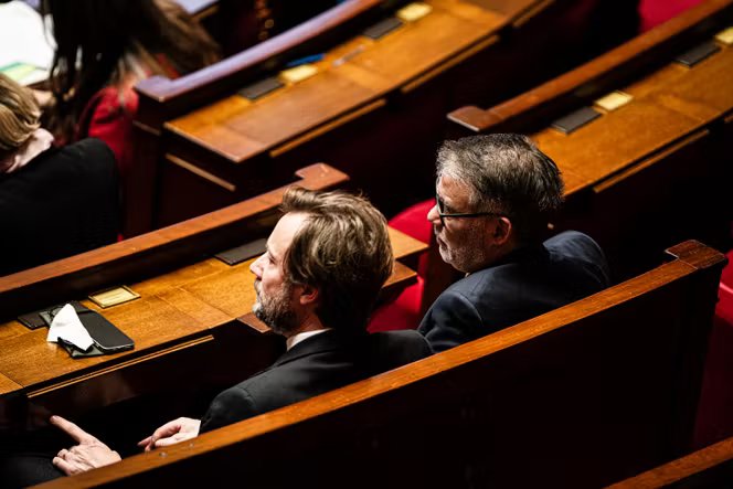 Boris Vallaud et Olivier Faure, à l’Assemblée nationale, à Paris, le 19 janvier 2026.