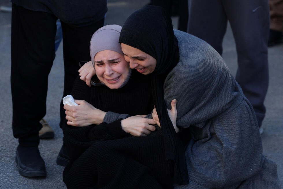 Au moins 10 personnes tuées dont des secouristes par des frappes israéliennes au Liban