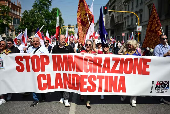 Rassemblement organisé par le groupe Les Patriotes pour l’Europe intitulé « Sans peur : en Europe, patrons chez nous », à Milan, le 18 avril 2026.