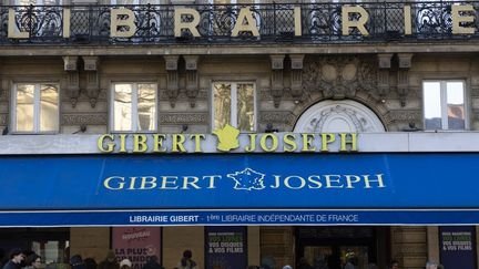 Une librairie Gibert Joseph dans le quartier latin, à Paris, le 1er février 2025. (SEBASTIEN DUPUY / AFP)