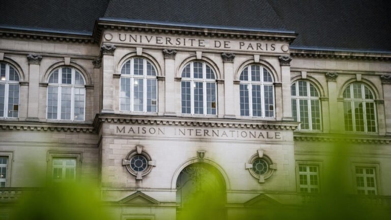 À Paris, brassage et rencontre entre étudiants africains [1/3]
