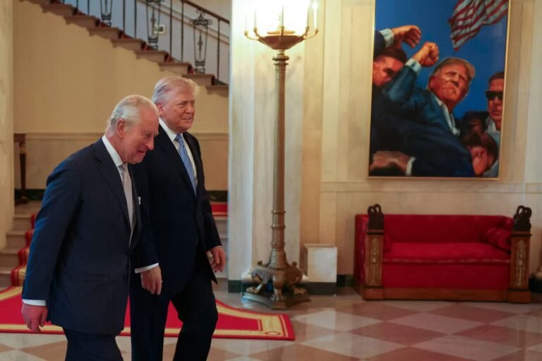 Charles III reçu par Donald Trump à la Maison Blanche sur fond de désaccord sur la guerre en Iran