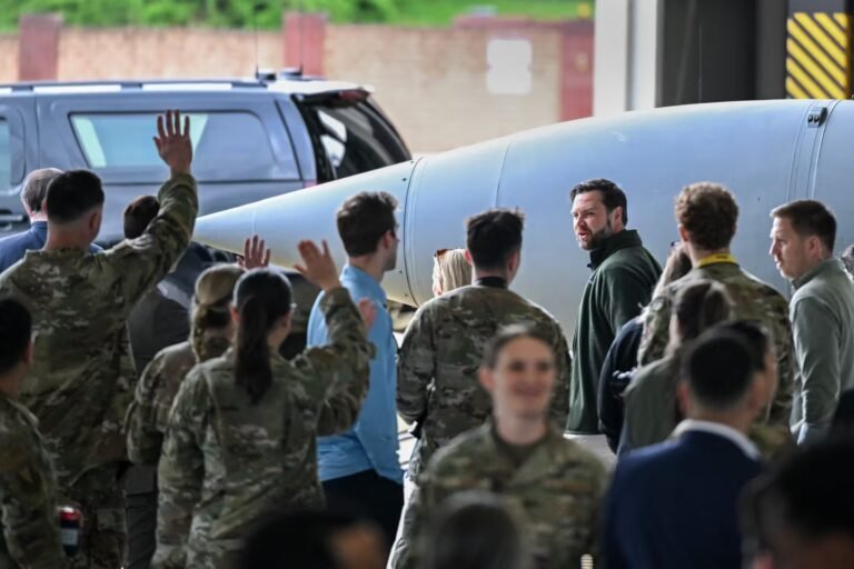 Donald Trump envisage de réduire le nombre de soldats américains stationnés en Allemagne