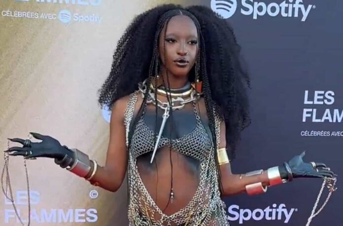 Ebony (Star Academy) : sa leçon de style remarquée aux Flammes