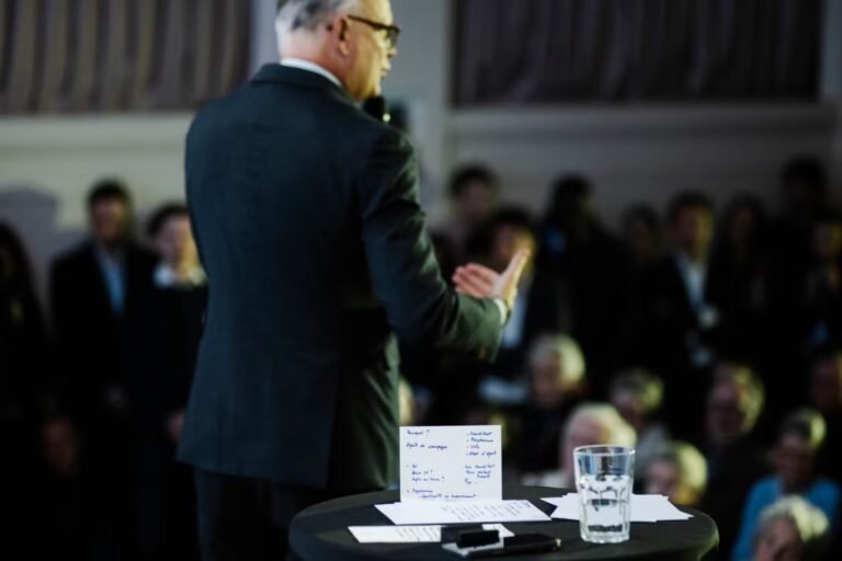 Election présidentielle 2027 : la précampagne prudente d’Edouard Philippe