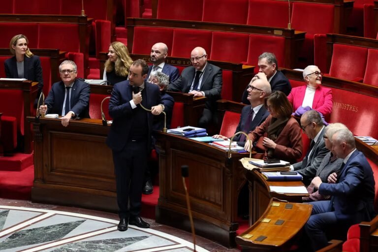 Faut-il un budget rectificatif ? Le débat est rouvert, malgré le refus du gouvernement