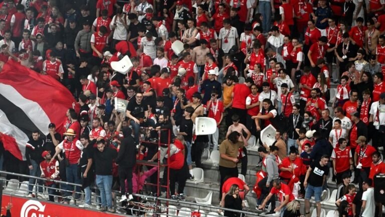 Football : une enquête ouverte sur des violences de supporters visant des joueurs du Stade de Reims