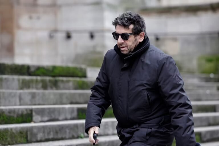 Le collectif Nous toutes demande l’annulation d’un concert de Patrick Bruel, accusé de violences sexuelles