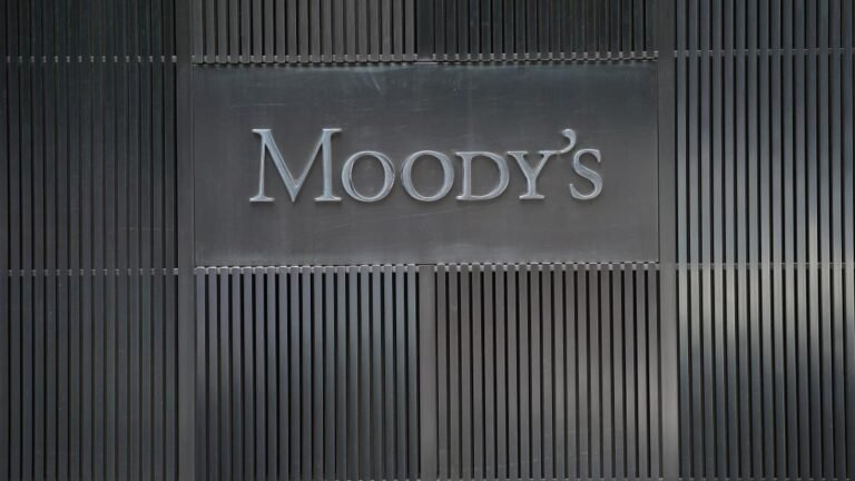 Moody's accorde un nouveau répit à la France: l'agence américaine laisse inchangée la note souveraine tricolore à Aa3 avec perspective négative