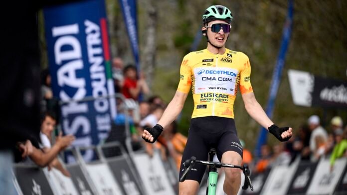 Pourquoi la victoire de Paul Seixas au Tour du Pays basque est un exploit retentissant pour le cyclisme français