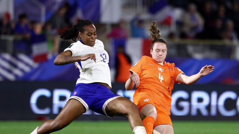 Qualifications Coupe du monde 2027 : les Bleues frustrées et tenues en échec par les Pays-Bas, la première place de groupe s'éloigne