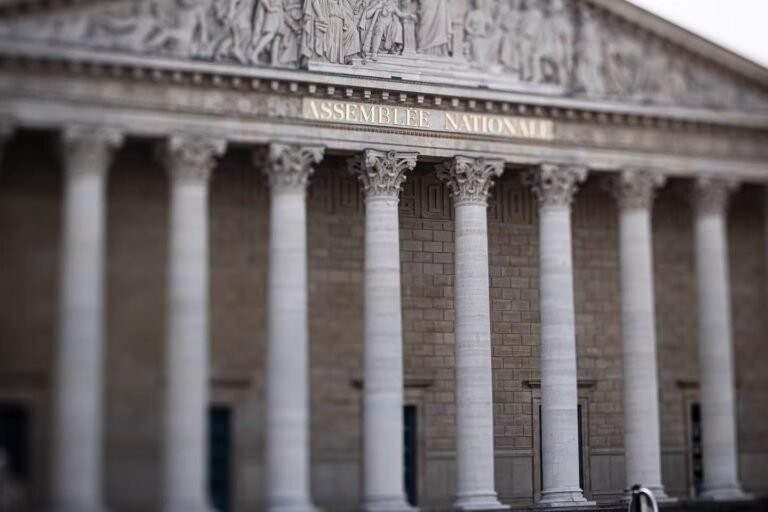 Thomas Piketty : « Comme en 1789 et en 1945, les gouvernants n’auront d’autre choix que de se tourner vers les plus fortunés » pour réduire la dette