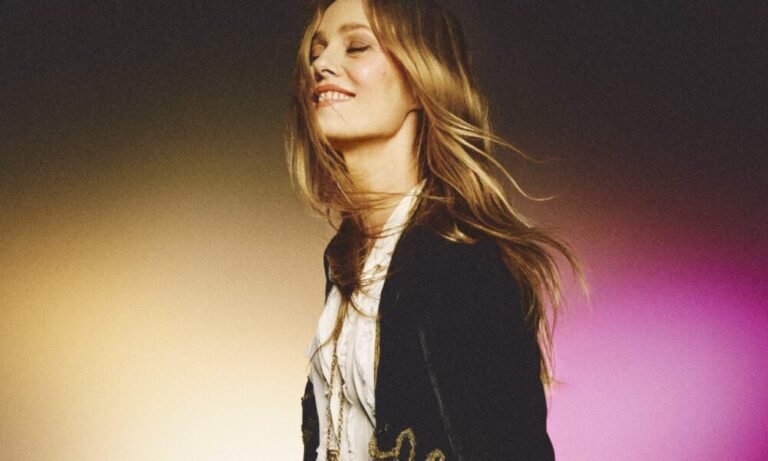 Vanessa Paradis: « J’avais envie de chansons qui dansent »