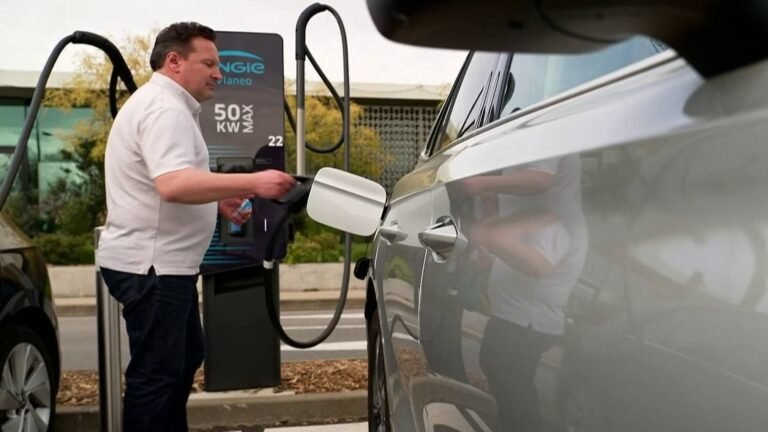 Voitures électriques : quels sont les coûts et les économies pour un foyer ?