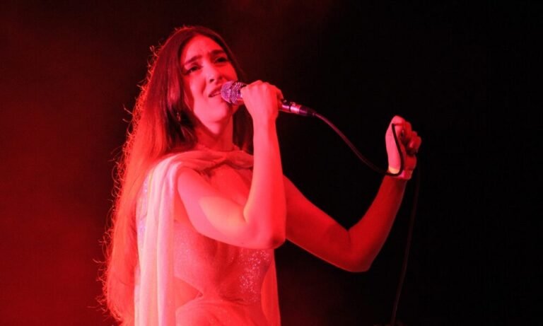 Weyes Blood prépare son nouvel album entre Big Sur et New York