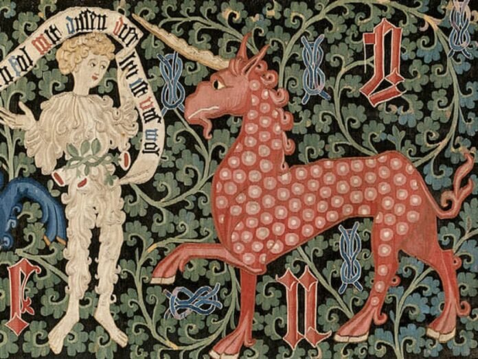 La licorne tient une place importante dans cette tapisserie du XVè siècle, intitulée Hommes sauvages et animaux fabuleux 