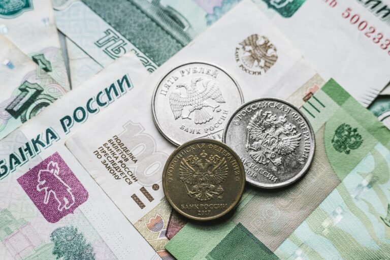 روسيا.. توقعات بخفض جديد لسعر الفائدة الرئيسي