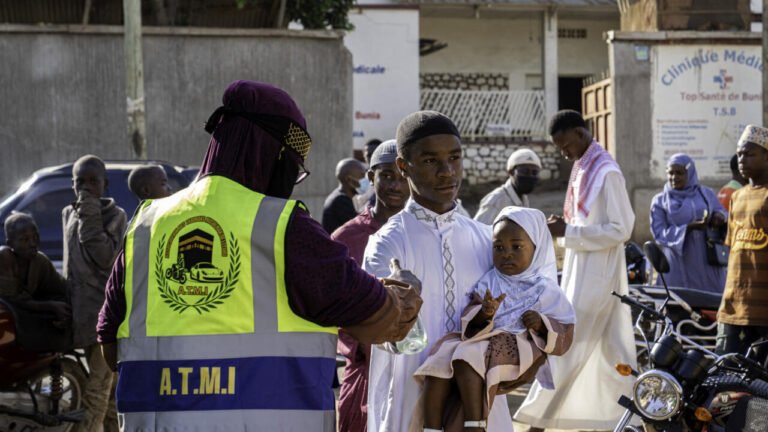 Ebola en RD Congo : un "choc catastrophique entre maladie et conflit", selon le chef de l'OMS