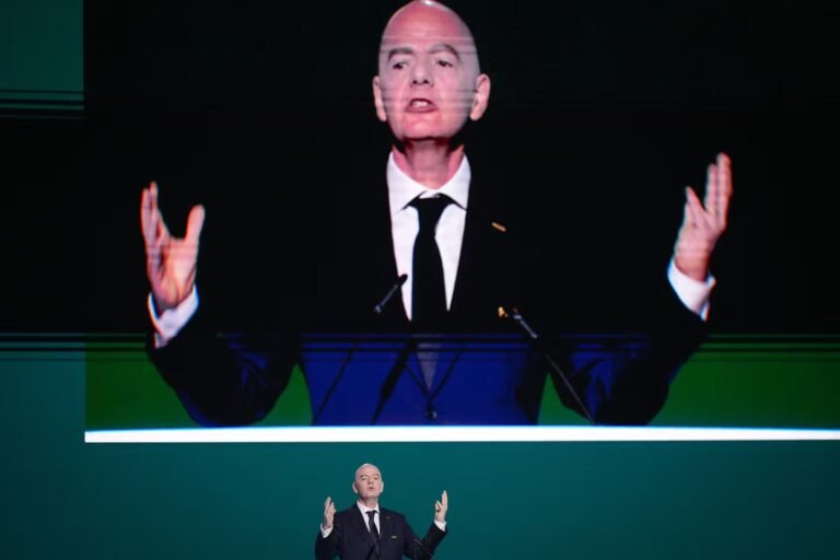 Gianni Infantino, monarque absolu de la FIFA, brigue un nouveau mandat