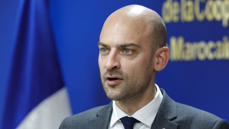 Jean-Noël Barrot réclame une réunion d'urgence au Conseil de sécurité de l'ONU et déplore une "faute majeure" d'Israël, qui étend son offensive au Liban