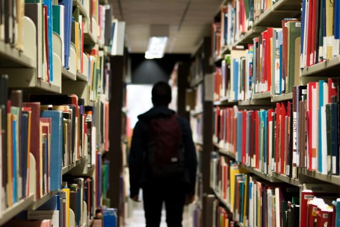 Les catalogues de bibliothèque ont-ils déjà perdu face à l’IA ?