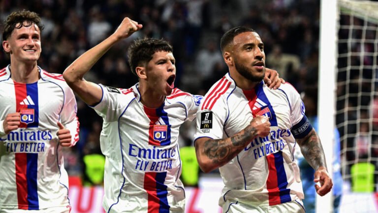 Ligue 1 : Lyon bat Rennes et se rapproche de la Ligue des champions