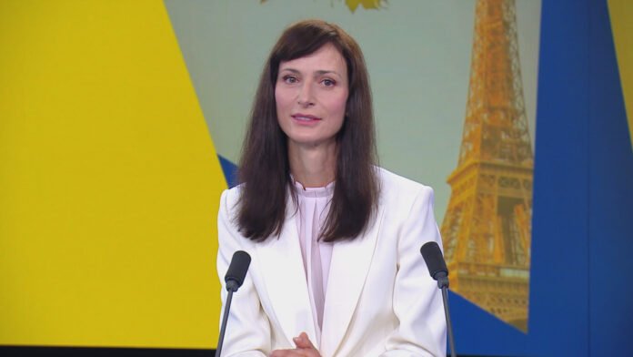 Mariya Gabriel : "Pour ne pas répéter l’erreur des réseaux sociaux, il faut une IA éthique"