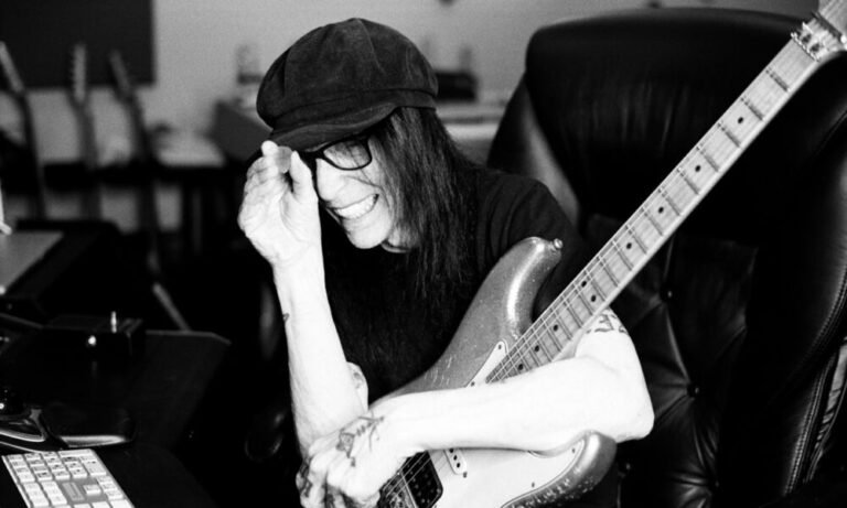 Mick Mars : renouveau inattendu