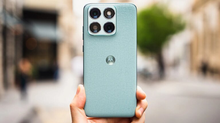 Seule la batterie différencie ces deux smartphones Motorola : que révèlent nos tests d’autonomie ?