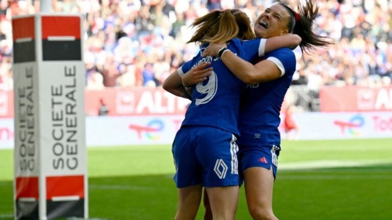 Six nations 2026 : qu'est-ce que les Bleues de François Ratier ont changé pour passer proches d'une victoire contre les Anglaises ?