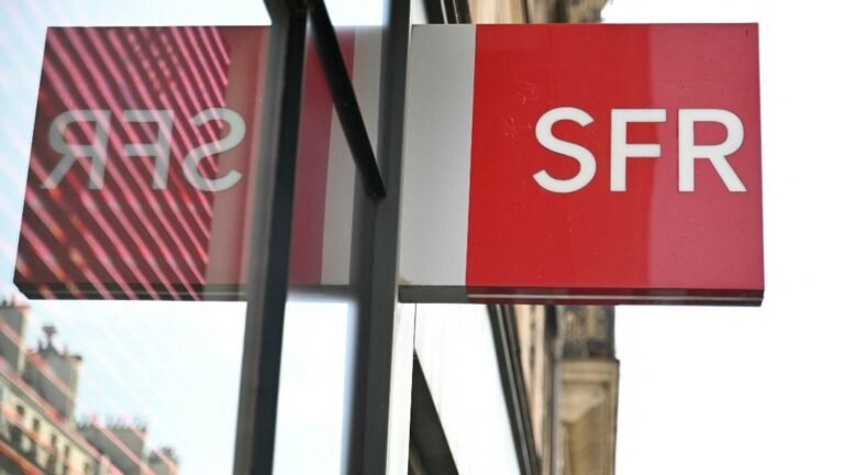 Vente de SFR : "On se pose la question de ce qu'on va devenir", déplore un délégué CFDT, alors que les salariés des boutiques sont appelés à la grève