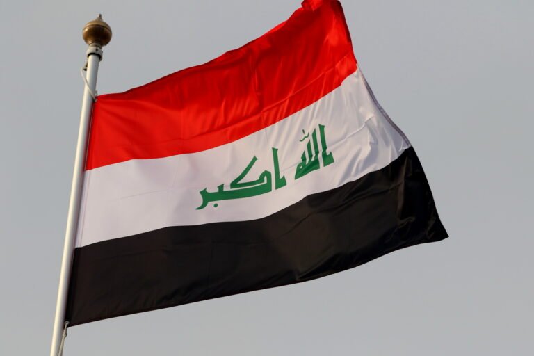 الحكومة العراقية تشكل مجلسا أعلى للنزاهة والرقابة لمنع الهدر واسترداد الأموال المنهوبة
