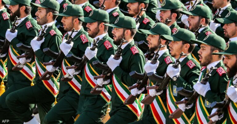 عبر العملات المشفرة.. "عائلة" تمد النظام الإيراني بالأوكسجين