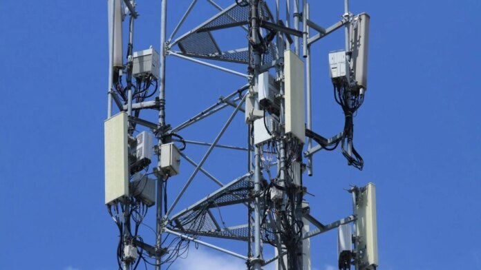 4h de réseau mobile en cas de coupure de courant : le plan de secours de l’Espagne contre le black-out, et en France ?