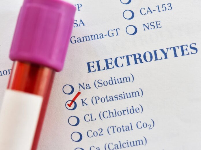 6 signaux d'alerte envoyés par votre corps quand vous manquez de potassium 6 signaux d'alerte envoyés par votre corps quand vous manquez de potassium