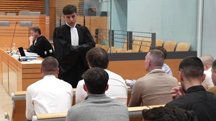 Des militants proches du groupuscule identitaire Patria Albiges jugés le 16 avril 2026 au tribunal d'Albi. (FTV)