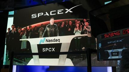 L'entrée de SpaceX au Nasdaq, le vendredi 12 juin, a permis à la fortune d'Elon Musk de dépasser les 1 000 milliards de dollars. (TIMOTHY A. CLARY / AFP)