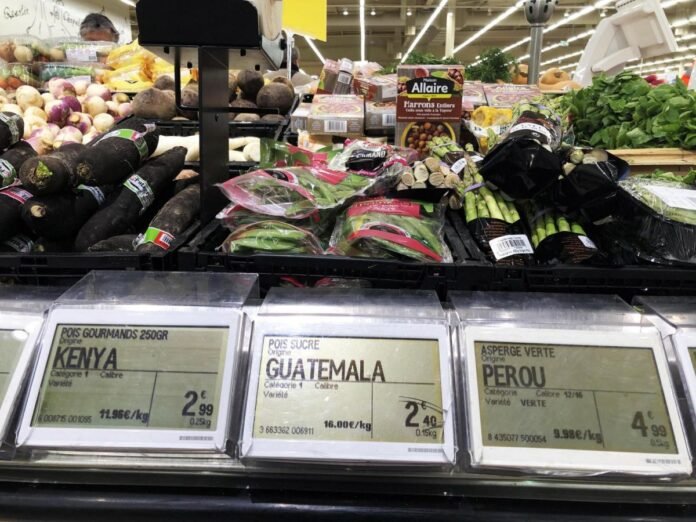 Alimentaire : des marques dévoilent un nouveau "Nutri-score" environnemental