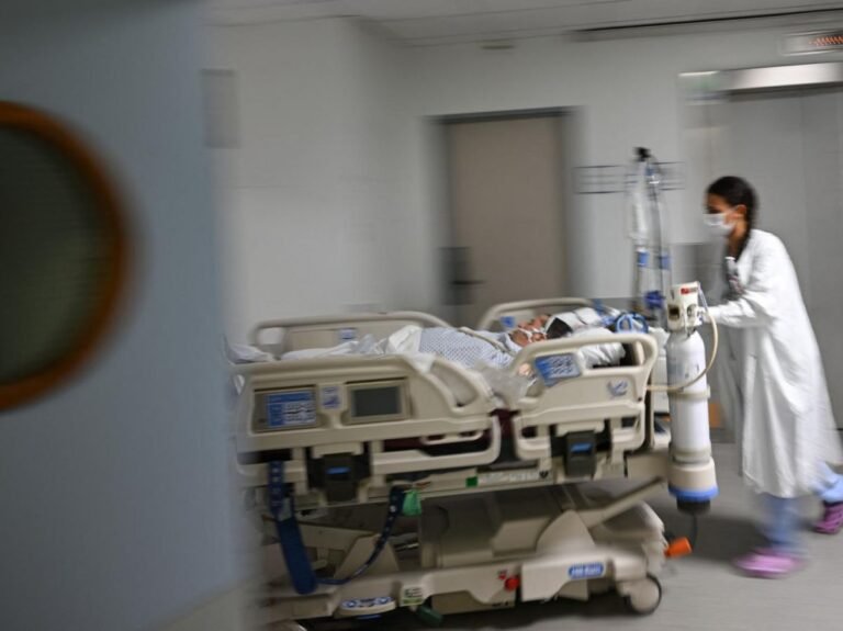 Cocaïne en France : les passages aux urgences repartis à la hausse en 2025
