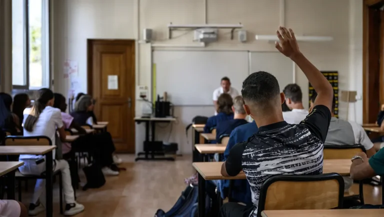 Comment raconter le monde ? : Au lycée, des élèves face à un monde instable