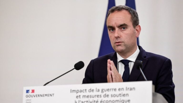 Devant le patronat, Sébastien Lecornu met en garde: s'il n'y a pas de budget "avant février" 2027, le déficit public risque de déraper jusqu'à 7%